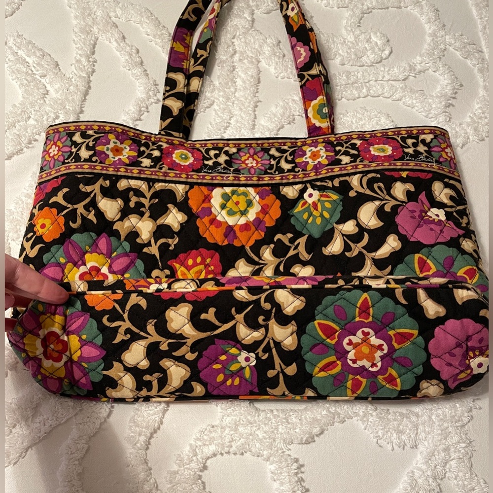 Retired Vera Bradley Suzani Floral Print Quilted Tote Bag - Picture 3 of 10